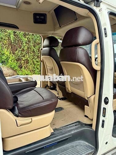 Hyundai Grand Starex 2015 Limousine 2.4 AT