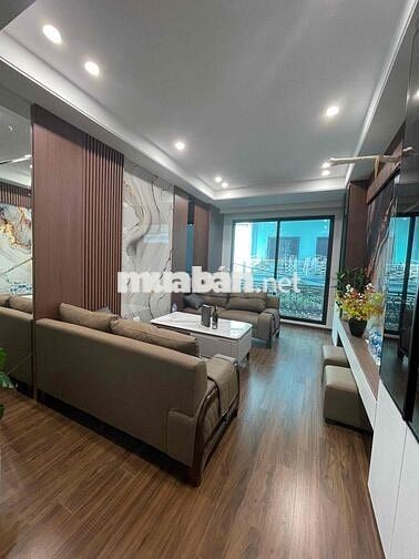 Nhà Siêu đẹp Lạc long quân 55m, 6 tầng, 18,5 tỷ, thang máy, ngõ ô tô