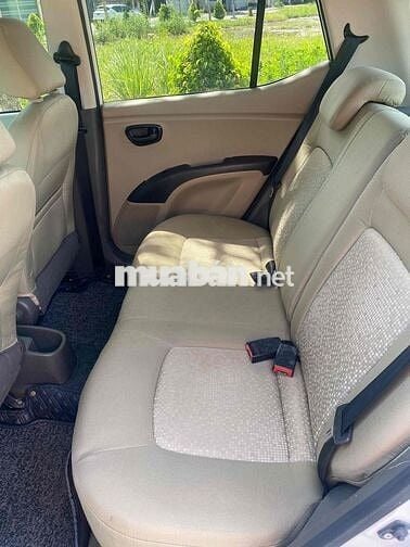 Hyundai Grand i10 2011 1.2 AT - sunroof mui