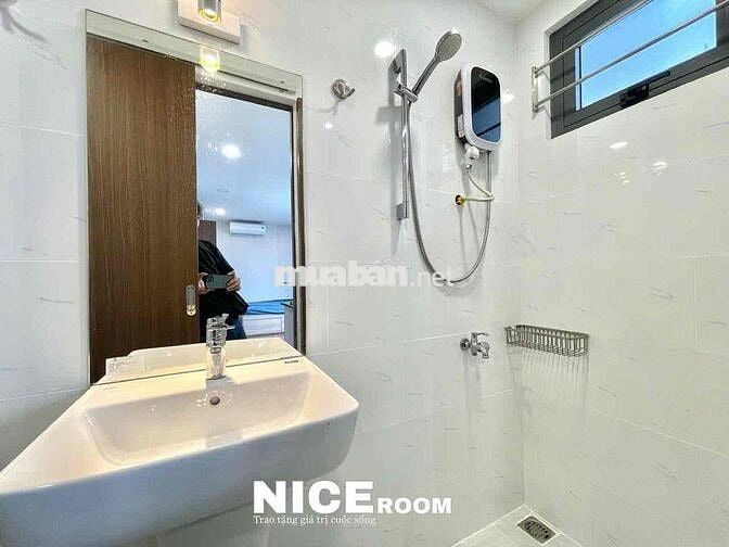 STUDIO CAO CẤP NGAY CHỢ BÀ CHIỂU GIÁP QUẬN 1