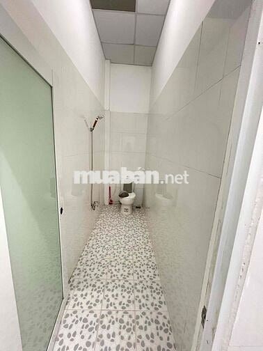 Nhà 400m2 hẻm ô tô Hoàng Quốc Việt