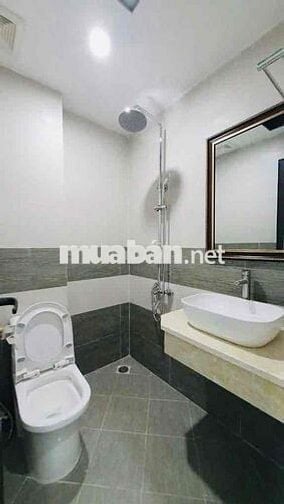 N.h.à xây mới Trung tâm Hoàng Mai, ngõ trước nhà 3m, cách phố 10M