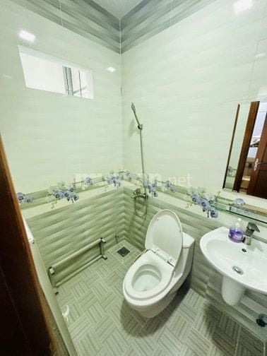 BÁN NHÀ HẺM 10m có CÔNG VIÊN NỘI KHU