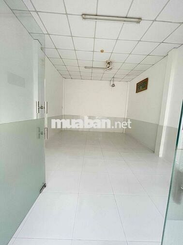 Nhà 400m2 hẻm ô tô Hoàng Quốc Việt