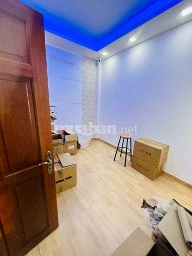 BÁN NHÀ HẺM 10m có CÔNG VIÊN NỘI KHU