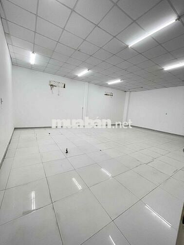 Nhà 400m2 hẻm ô tô Hoàng Quốc Việt