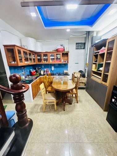 BÁN NHÀ HẺM 10m có CÔNG VIÊN NỘI KHU