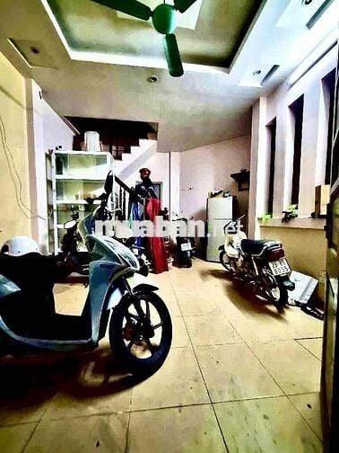 🌷Hoàng Mai - #nhà đẹp - #Chủ cần bán gấp.                 34m , 4 tầng