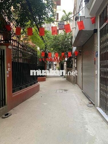 Mặt Ngõ Kinh Doanh – Ô Tô Đỗ Cửa – Nhà Đẹp Gần Hồ Tây – Lạc Long Quân