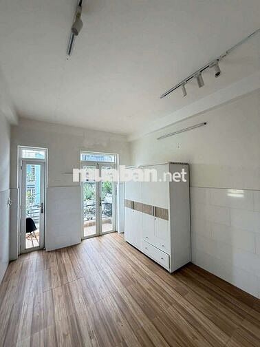 CHO THUÊ NHÀ MẶT TIỀN ĐƯỜNG SỐ P16