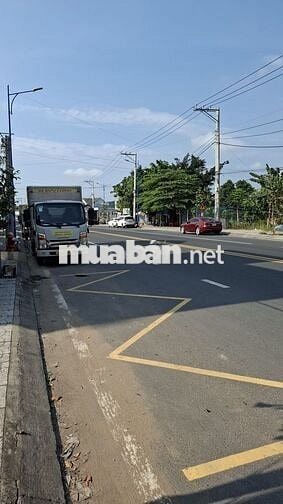 Cho thuê nhà cấp 4 mặt tiền Hoàng Quốc Việt 4x20m