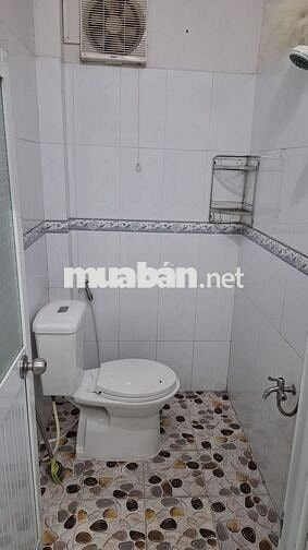 Cho thuê nhà cấp 4 mặt tiền Hoàng Quốc Việt 4x20m