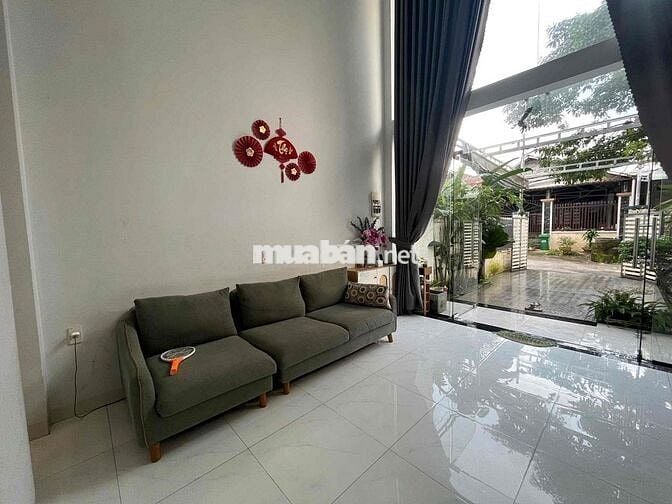 NHÀ 1TRÊT 1GÁC ĐÚC, SỔ R THỔ CƯ 118m2, 3P NGỦ, GẦN QL1A và GX BẮC HOÀ.