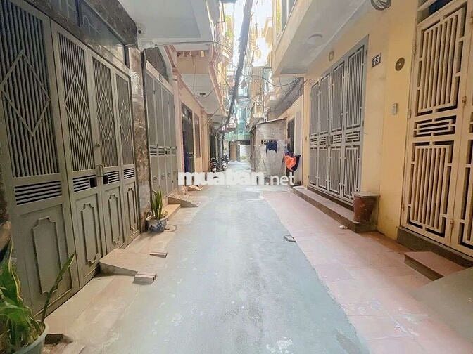 CƠ HỘI HIẾM! 10 TỶ! NHÀ PHƯƠNG MAI - ĐỐNG ĐA: 40M², 5 TẦNG - GẦN Ô TÔ.