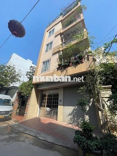 Sổ đỏ chính chủ bán lô góc 35m3, 4T, Đường to, giá hơn 7 tỷ