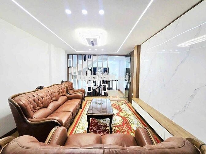 😍 MÊ LY! NGUYỄN CHÍ THANH, ĐỐNG ĐA - 46M2 - SÁT Ô TÔ TRÁNH - VỊ TRÍ