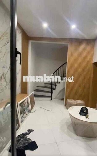 Văn Chương - Đống Đa - 20m ôtô đỗ, nhà đẹp ở ngay 22m, 5 tầng, 5.4 tỷ.