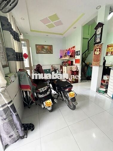 BÁN NHÀ 3 TẦNG: 3PN, HẺM OTO ĐƯỜNG SỐ 8 LINH XUÂN