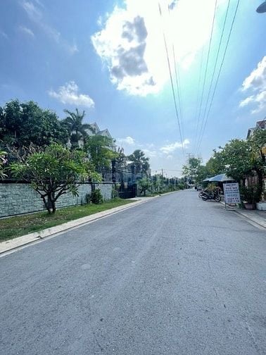 Cần bán nhà Kdc Lập phúc nhà siêu đẹp ....