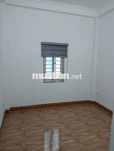 NHÀ ĐẸP 4 TẦNG - DT 32M2 - 4 NGỦ ĐẦY ĐỦ CÔNG NĂNG - FULL NỘI THẤT.