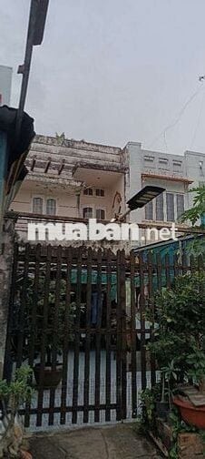 Chính chủ Cho thuê nhà nguyên căn rộng rãi, gần chợ Phú Thuận, Quận 7