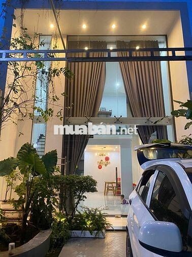 NHÀ 1TRÊT 1GÁC ĐÚC, SỔ R THỔ CƯ 118m2, 3P NGỦ, GẦN QL1A và GX BẮC HOÀ.