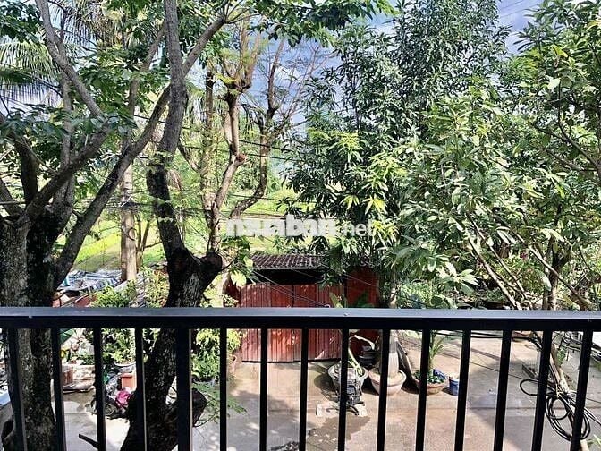 Căn hộ view ban công view cực đẹp.an ninh siêu tốt