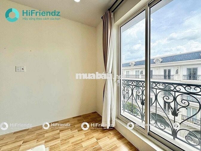 CHDV CAO CẤP 1PN BAN CÔNG GẦN GIGAMALL