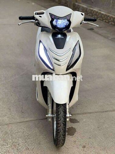 Honda Vision 2024 Trắng 4000 km