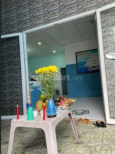 Cho thuê nhà nguyên căn, hẻm, nhà cách 500m từ ngã tư An Sương 4tr/thg