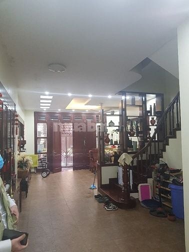 CC cho thuê nhà 5 tầng 100m2 kv Đình Thôn, tiện làm KD, VP.