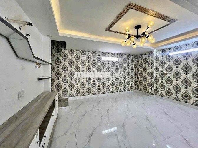 Cần chuê nhà HXT 81/2B Nguyễn Cửu Vân, Phường 17, Q. Bình Thạnh