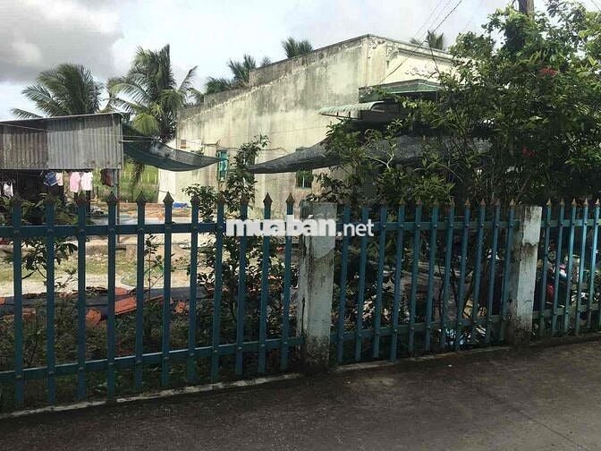 Đất ở liền đất đã lên vườn Núi Sập