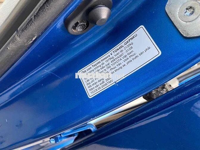 Toyota Innova 2008 V - 100000 km