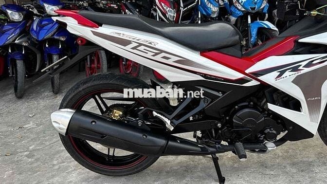 Exciter 150 trắng đỏ 2017 ( hỗ trợ góp )