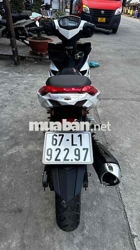 Exciter 150 trắng đỏ 2017 ( hỗ trợ góp )