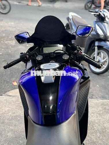 Cần bán Yamaha R15V3 2020 Biển 8) 9 chủ Xe đẹp