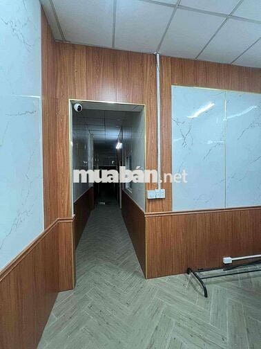 NHÀ CẤP 4 HƠN 100M2 2PN 2WC HẺM OTO GẦN CÔNG TY VIỆT THẮNG LINH TRUNG