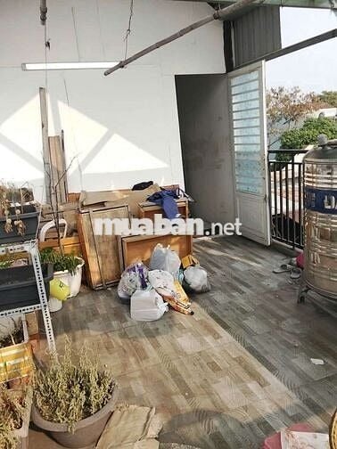 Cho thuê nhà đường Phạm Hùng DT.5×9 } Nhà 1 trệt 2 lầu 3 Phòng 2toilet