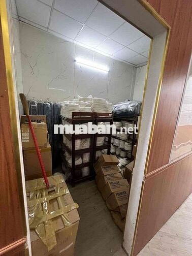 NHÀ CẤP 4 HƠN 100M2 2PN 2WC HẺM OTO GẦN CÔNG TY VIỆT THẮNG LINH TRUNG