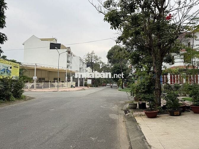 Cần bán đất nền mặt tiền đường số 7, KDC Conic. 6x20 = 120m2