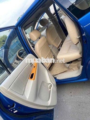 Toyota Innova 2008 V - 100000 km