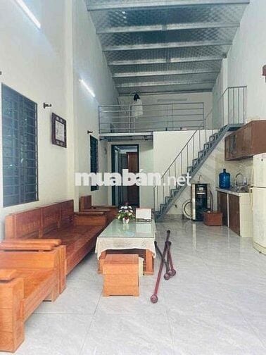 Bán căn nhà câp 4 nội thất đầy đủ sẵn ở