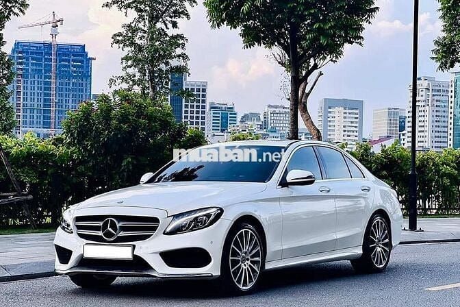 Mercedes Benz C300 AMG 2018 - siêu lướt 32,000 km.