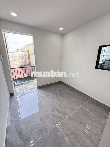 TRUNG TÂM Q. 11 - NHÀ MỚI Ở LIỀN - 3 TẦNG - 2PN - 3WC - 2.2 TỶ TL