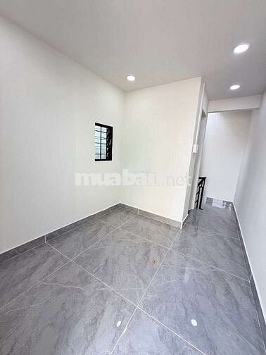 TRUNG TÂM Q. 11 - NHÀ MỚI Ở LIỀN - 3 TẦNG - 2PN - 3WC - 2.2 TỶ TL