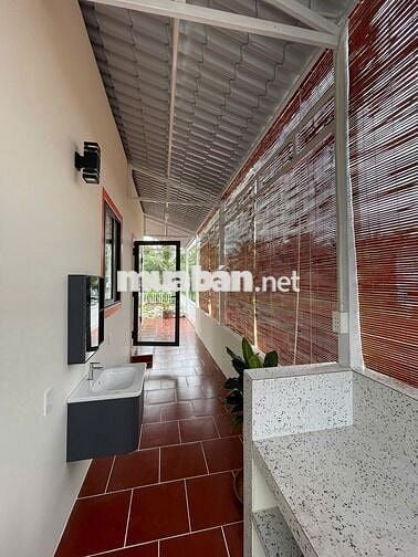 Căn nhà vườn 149,8m ² giá chỉ 670tr có sẵn nhà mới, giữ tiền an toàn