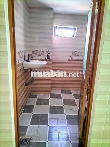 Cho thuê nhà Lầu Trệt gần ngã ba Cây lơn phường Đông Hoà