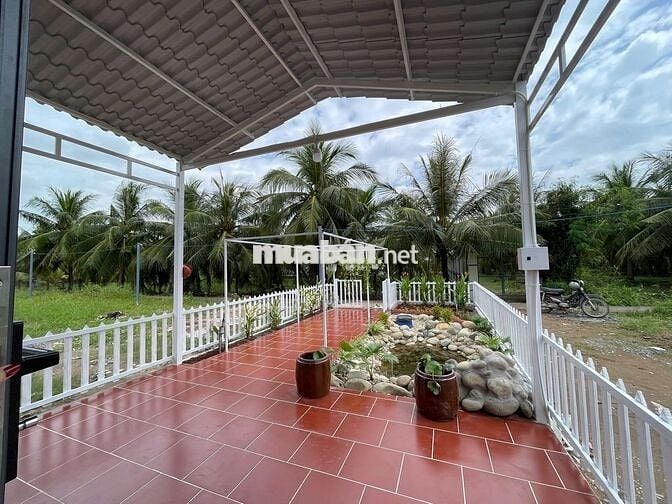 Căn nhà vườn 149,8m ² giá chỉ 670tr có sẵn nhà mới, giữ tiền an toàn