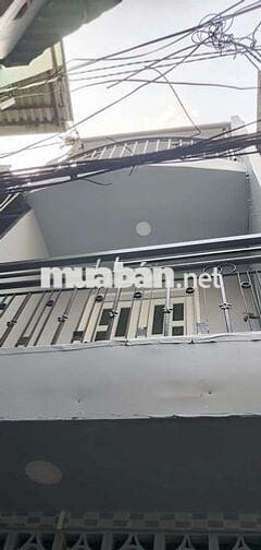 TRUNG TÂM Q. 11 - NHÀ MỚI Ở LIỀN - 3 TẦNG - 2PN - 3WC - 2.2 TỶ TL